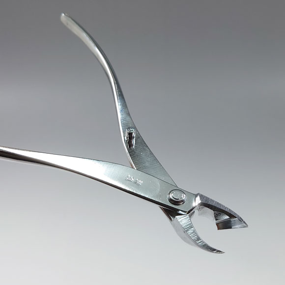 Kaneshin Narrow-Edge Bonsai Branch Cutter – 180 mm, Left- and Right-Handed, Chrome-Plated, 6BX